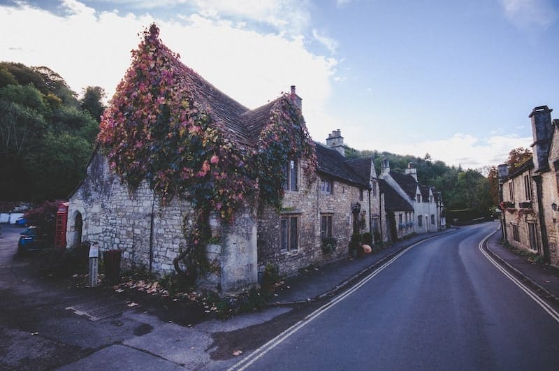 Lacock and Castle Combe Villages Day Trip from Bath